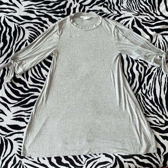 BCBGeneration crew neck 3 quarter slit tie open sleeve rayon mini dress - Picture 1 of 12